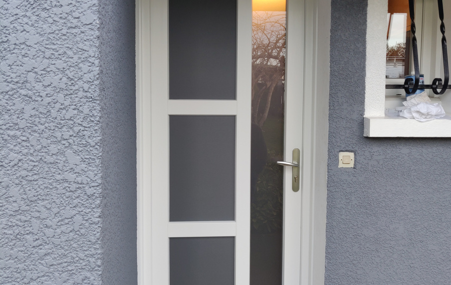 Notre gamme de portes d'entr&eacute;e en PVC CLASSIQUE et PVC CONTEMPORAINE &agrave;&nbsp;EPERNAY